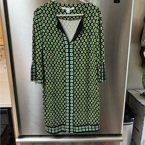Diane Von Furstenberg Green and Black Patterned Dress